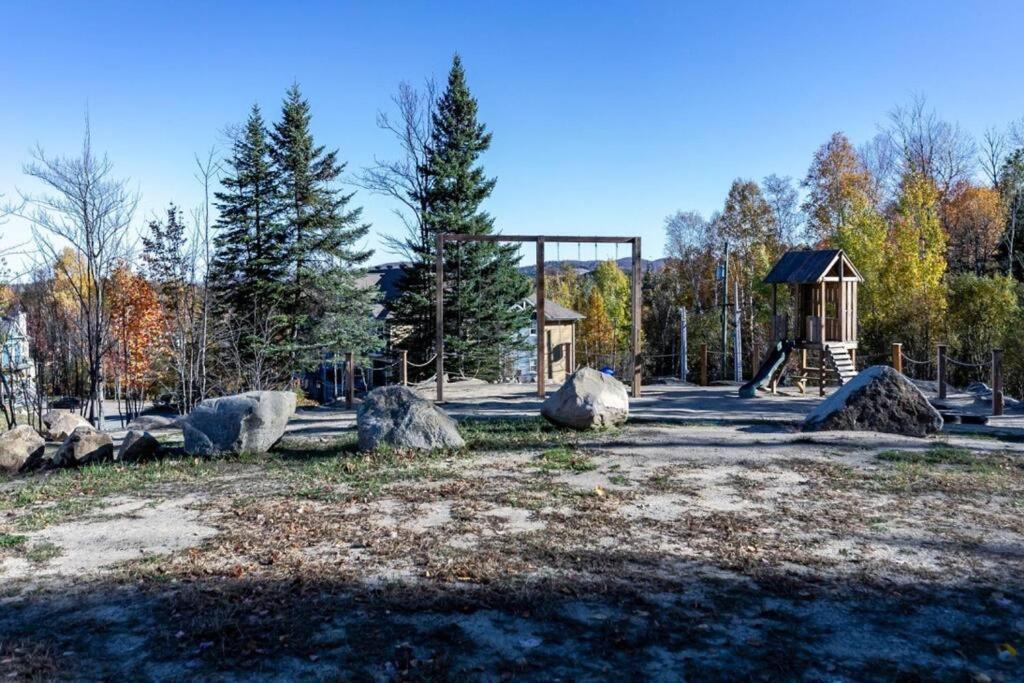 Mont-Blanc Ski Inout Condo W Pool Beach Access Saint-Faustin Exterior foto